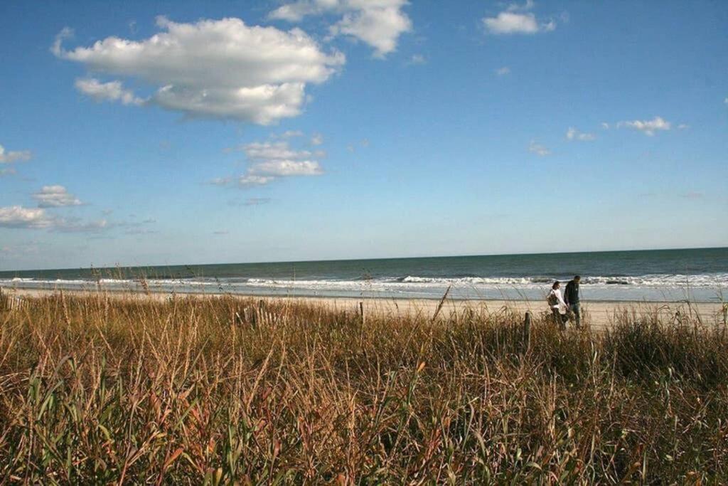 *Renovated Oceanfront Condo*Queen Beds*Pools*Hot Tubs*More*P220 Myrtle Beach Exteriör bild